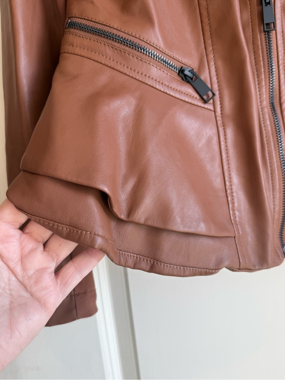 GILI Women's Brown soft faux Leather Zip-Front Jacket - Picture 3 of 5